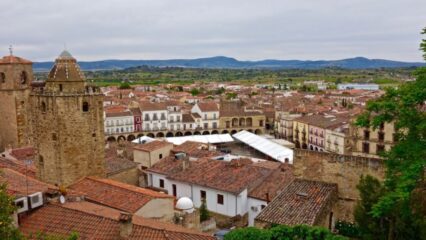 Los 10 pueblos más bonitos de Extremadura en 2025 pueblos bonitos extremadura