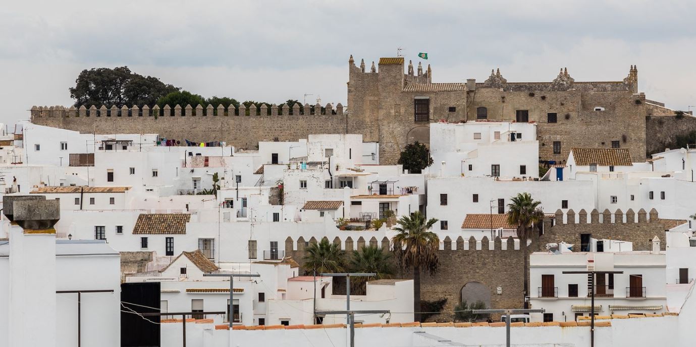 Bornos, one of the white villages of Andalusia that you should not miss. 