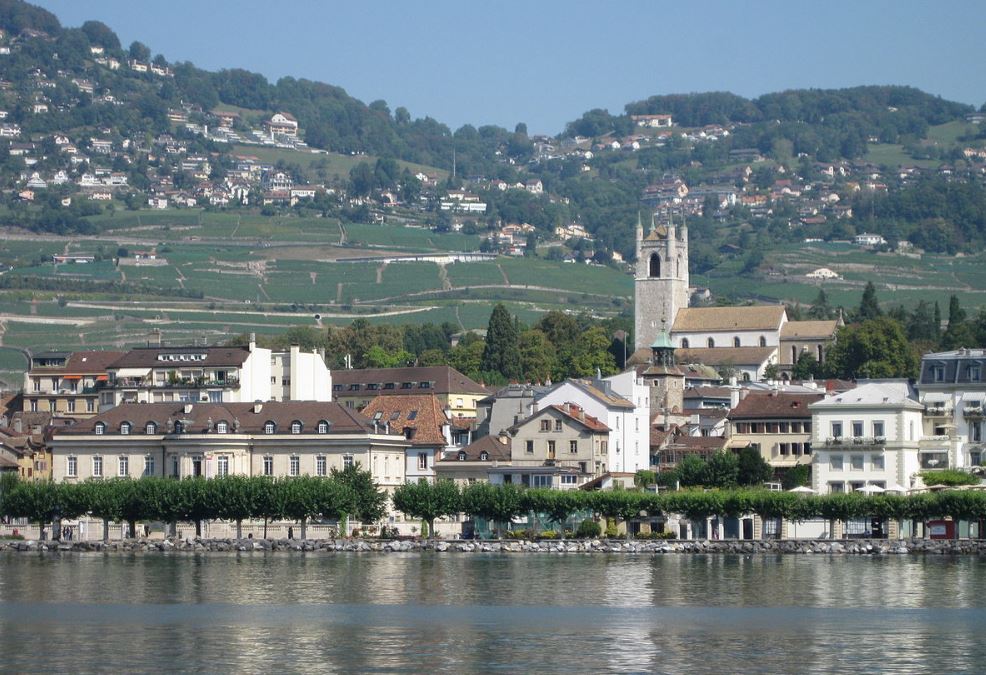 Vevey pueblos alpes suizos