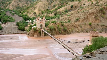 Pueblos con río en Bolivia