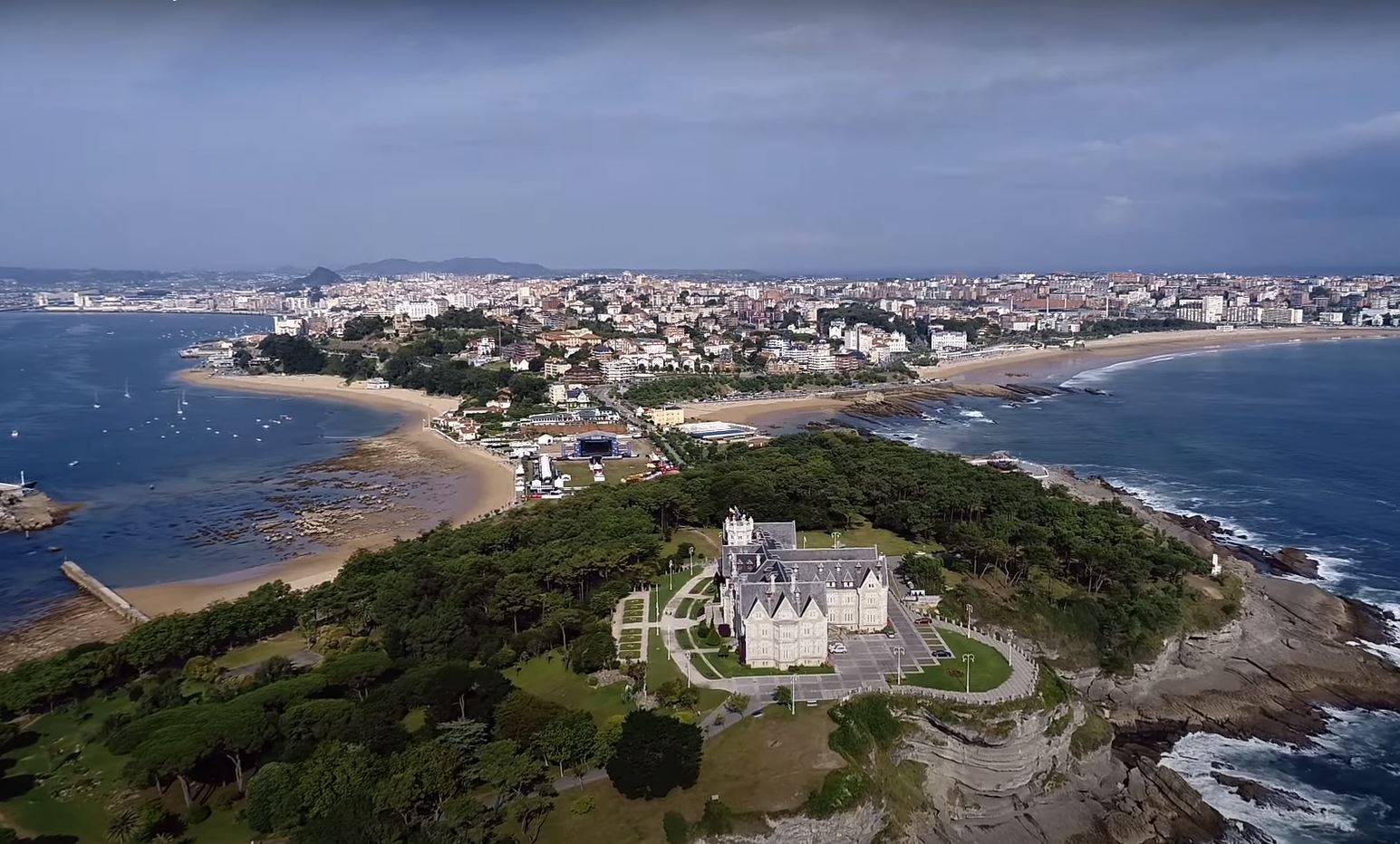 Pueblos cerca de Santander Preciosas localidades al lado de la Capital de Cantabria