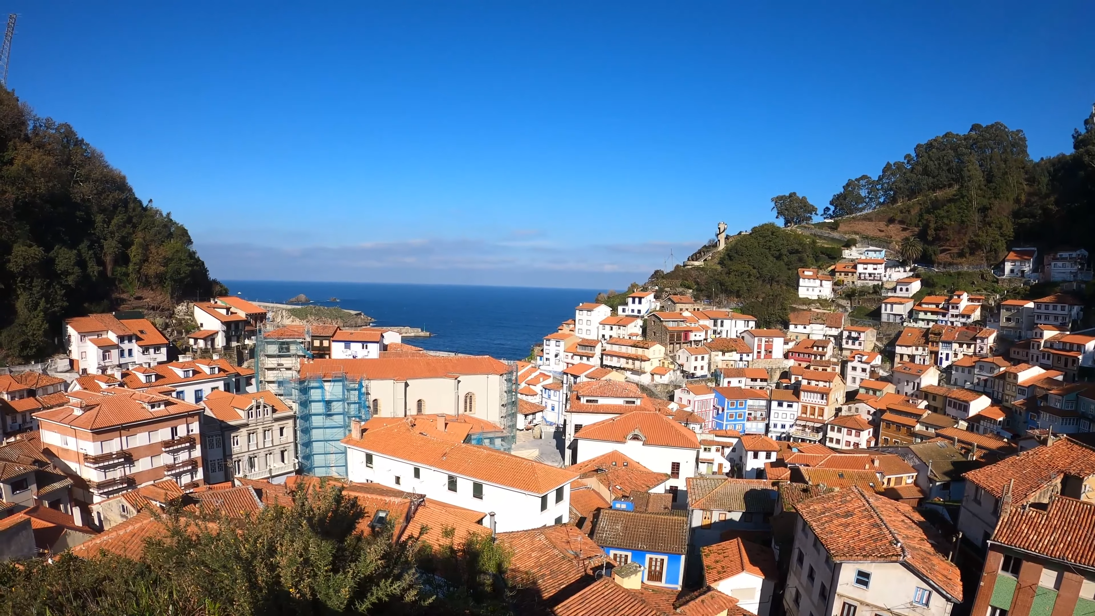 pueblos entre asturias y cantabria