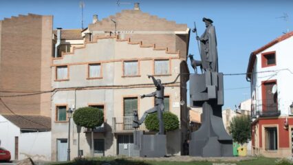 Pueblos entre Teruel y Zaragoza: Ruta por la belleza de Aragón Pueblos entre Teruel y Zaragoza Ruta por la belleza de Aragón
