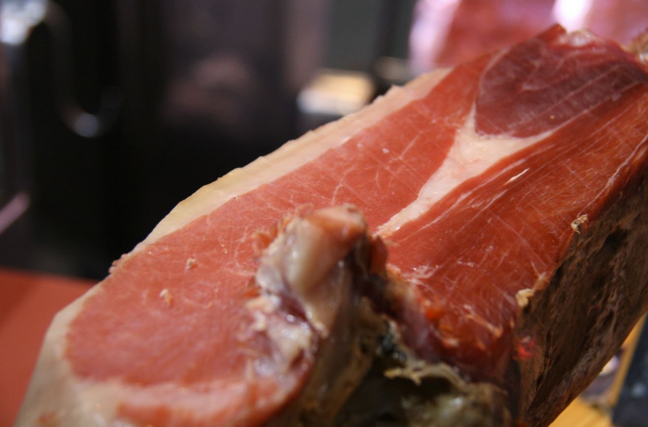 gastronomía local es otro de los atractivos ineludibles de Teruel 10km de la capital
